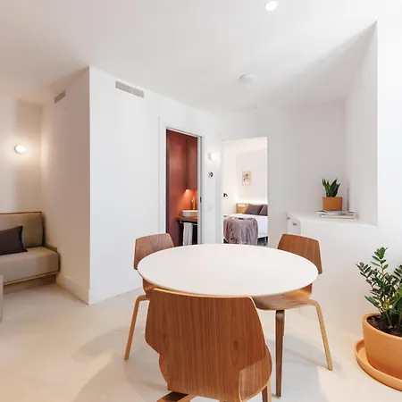 Bravissimo Vivaldi 4d, Monthly Apartman