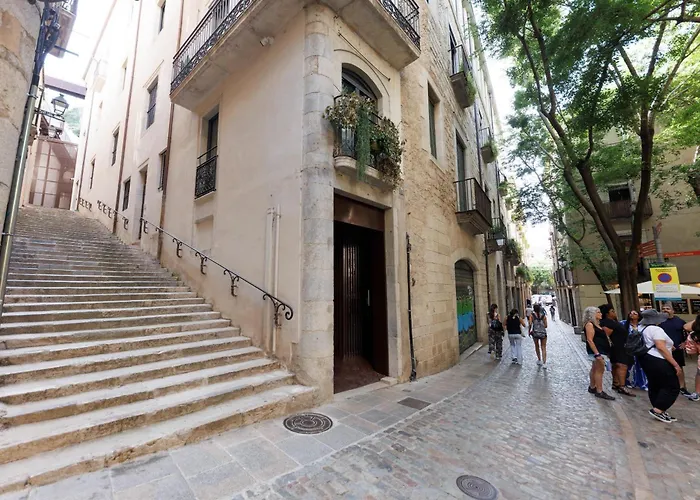 Bravissimo Vivaldi 4d, Monthly Apartment