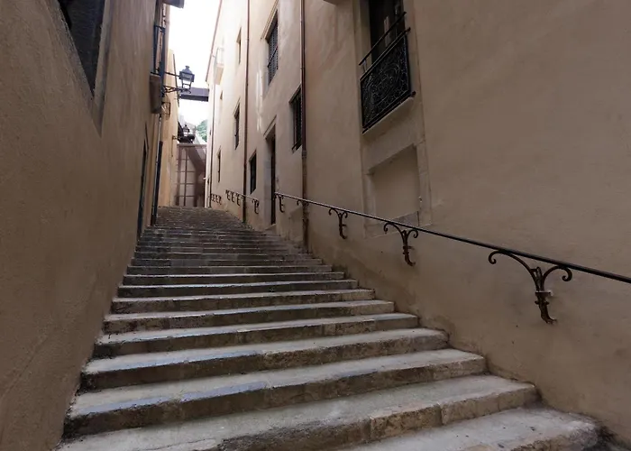 Apartment Bravissimo Vivaldi 4d, Monthly