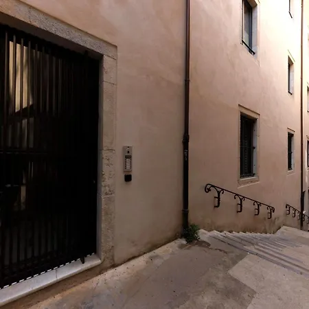 Bravissimo Vivaldi 4d, Monthly Appartement Gérone